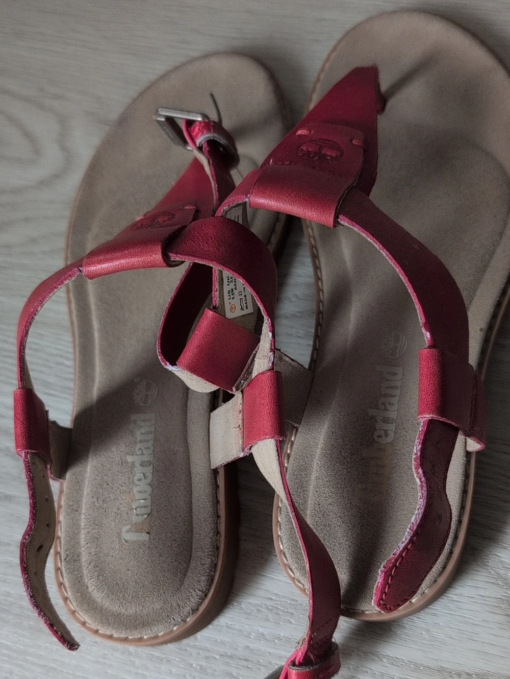 Timberland Women's Crimson Leather T-Strap Sandals